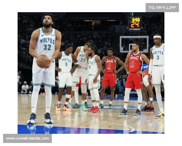 半场战报:鹈鹕60-58领先森林狼,锡安与爱德华兹对轰20+ 半场战报:鹈鹕60-58领先森林狼,锡安与爱德华兹对轰20+