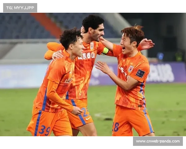 从领先到逆转:山东泰山定位球战术击溃海港防线 从领先到逆转:山东泰山定位球战术击溃海港防线